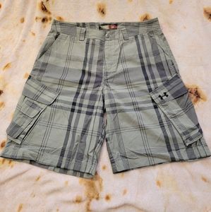 Men's UA Fish Hunter Cargo Shorts

Size 34
